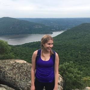 Meet your Posher, Hannah